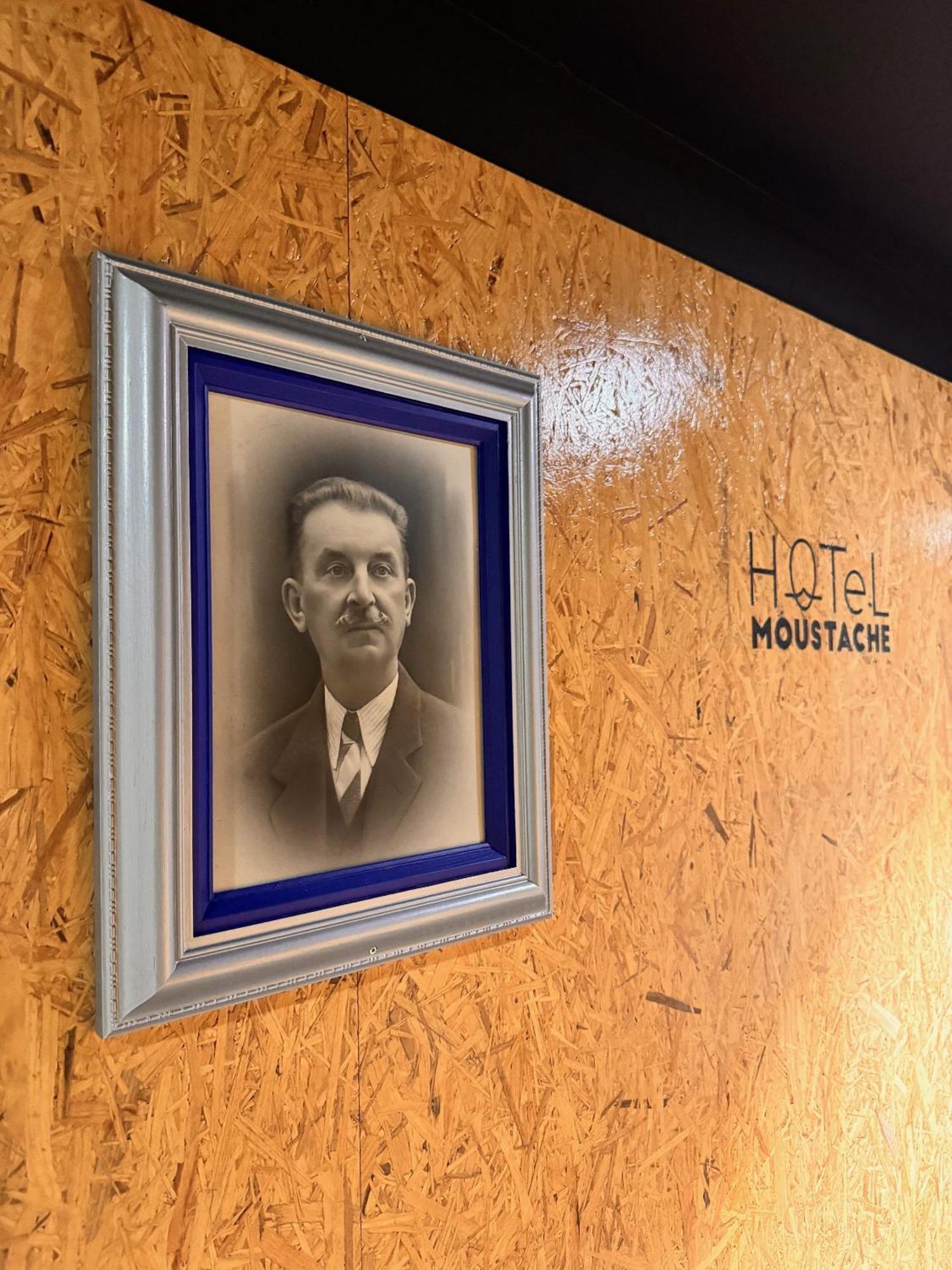 The Originals Access, Hotel Moustache, Seclin Dış mekan fotoğraf